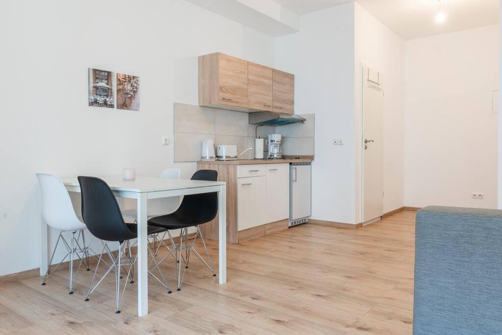 Stilvolles Apartment Fuer 4 Pers. BRE 외부 사진